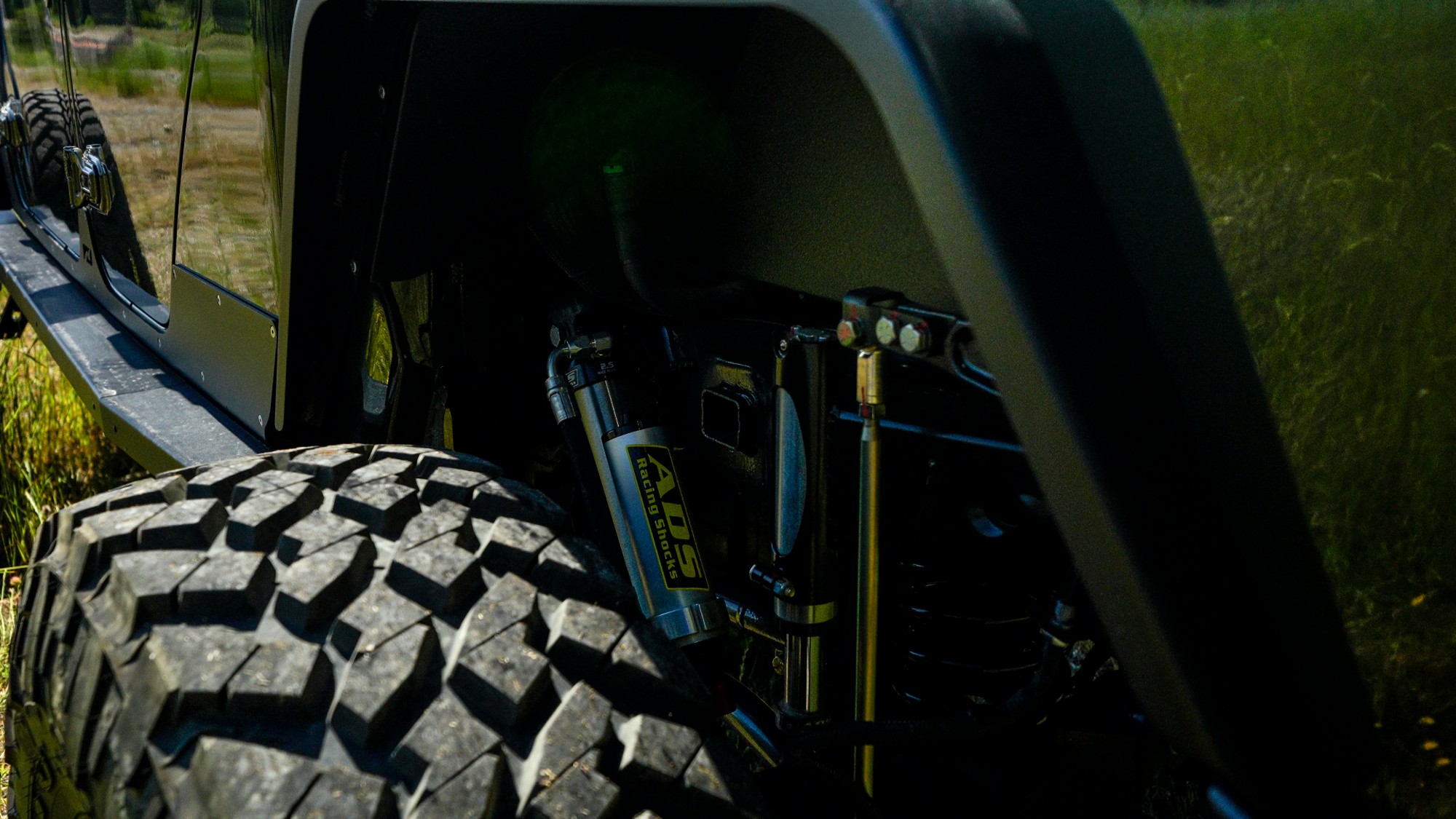 Front coilover detail, ADS Racing Shocks